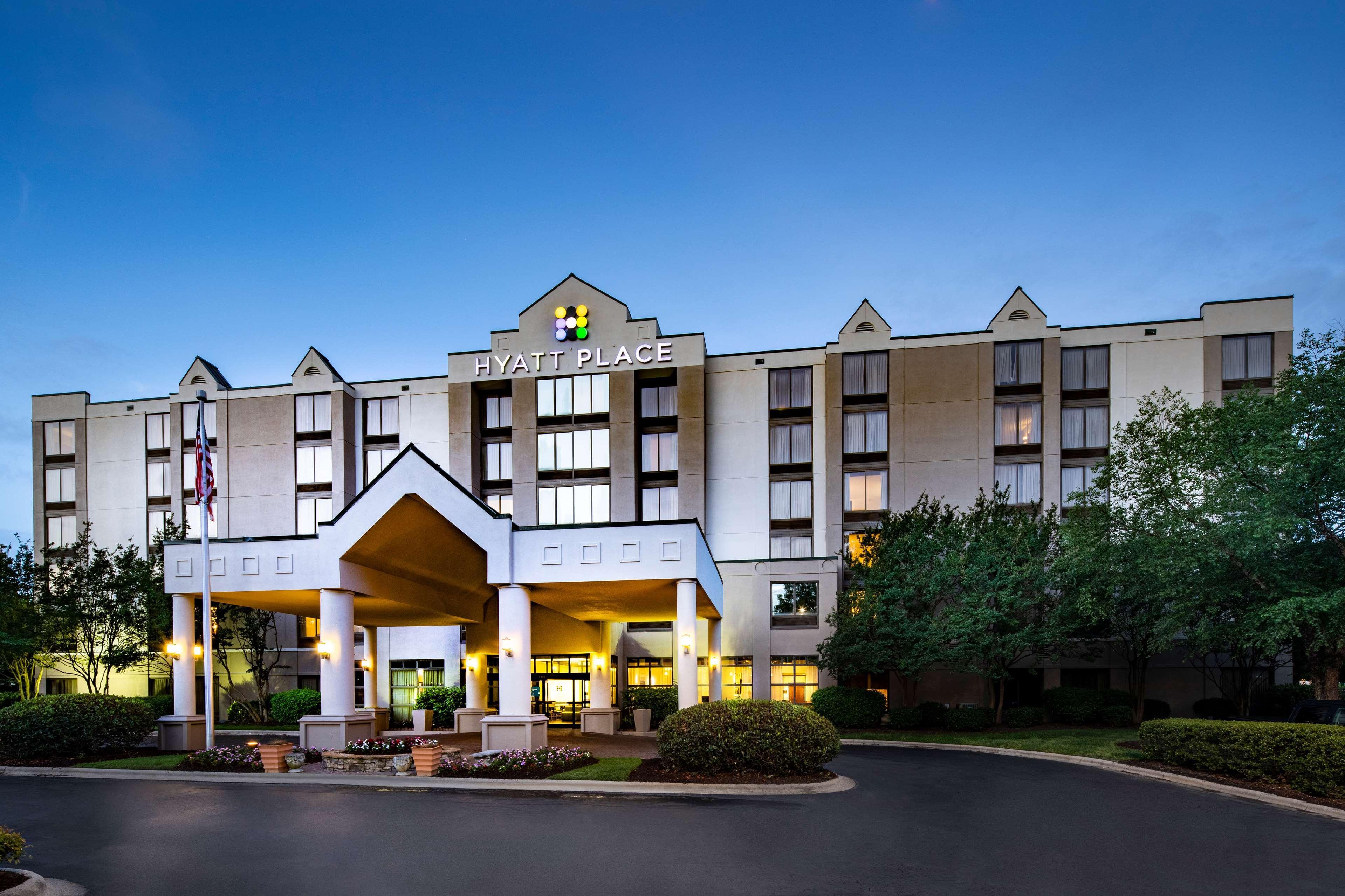 Hyatt Place Dallas Park Central Exterior photo