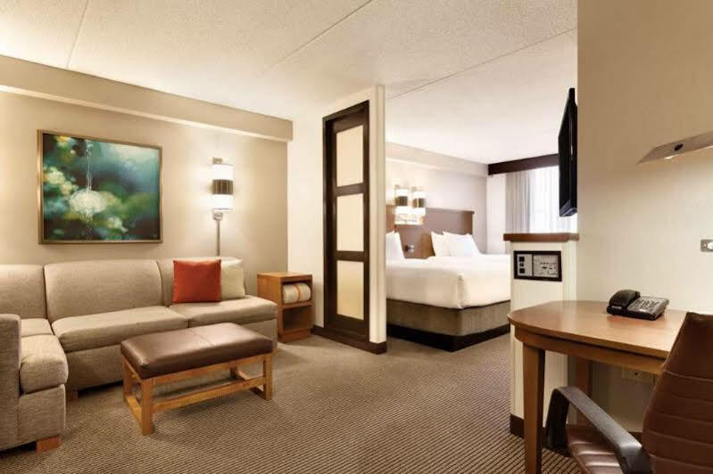 Hyatt Place Dallas Park Central Exterior photo